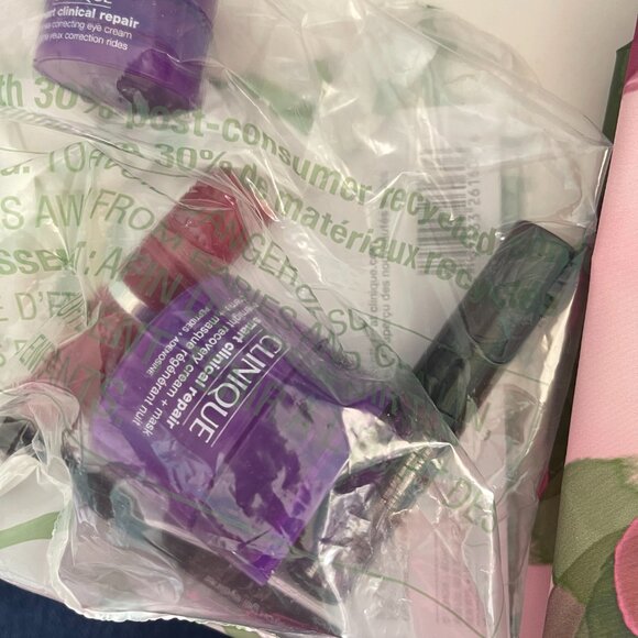 Clinique Jonathan Cohen Smart Clinical Repair Samples - Picture 3 of 5